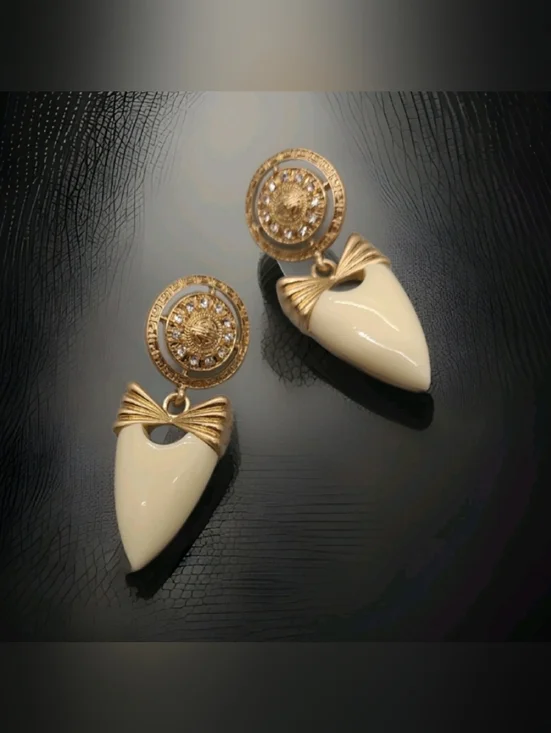 Vintage Estate Givenchy Cream Enamel Crystal Greek Key Bow Gold Earrings - Picture 8 of 16